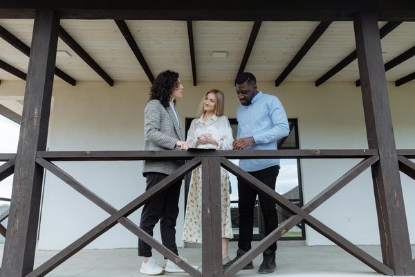 Analyse approfondie des implications fiscales d'une acquisition immobilière : Optimisez votre achat !